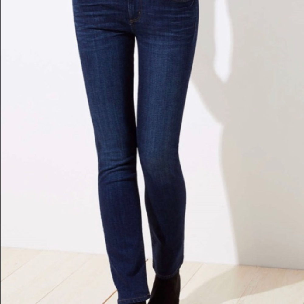 Ann Taylor LOFT Modern Straight jeans size 4